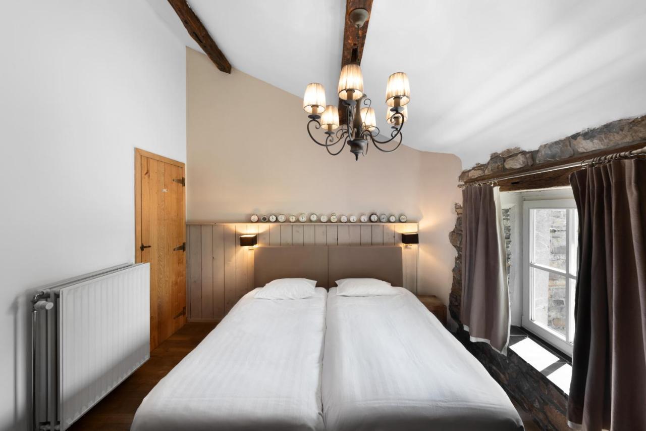 Inn Aux Ecuries De La Reine 3*